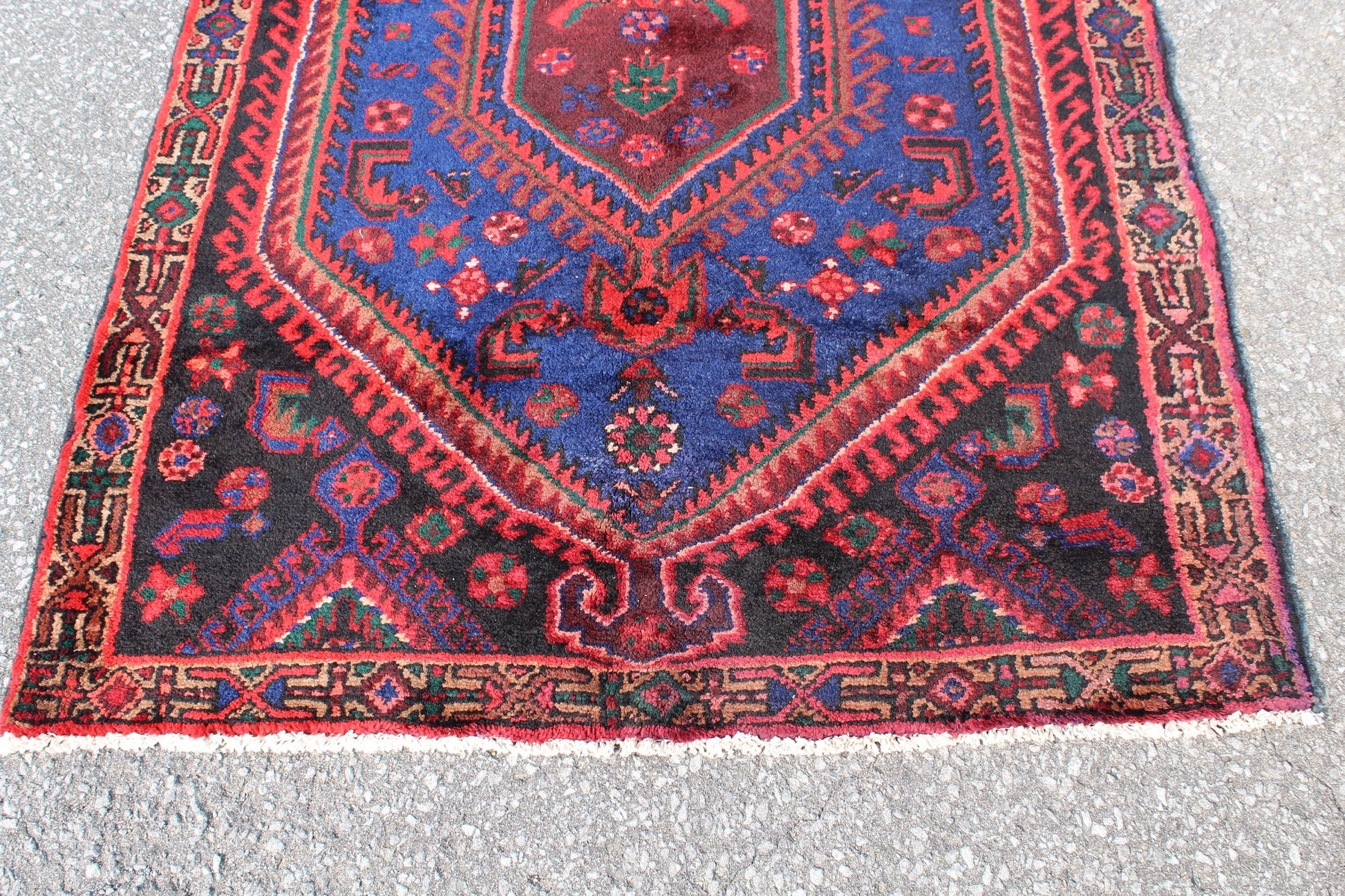 Navy Blue Red Blue 4x6 Handmade Rug with Bright Blue Medallion